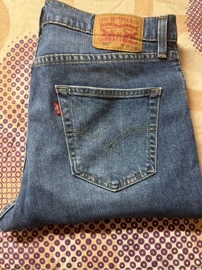 Levi's 511  Men's Straight Jeans in Medium Blue Denim